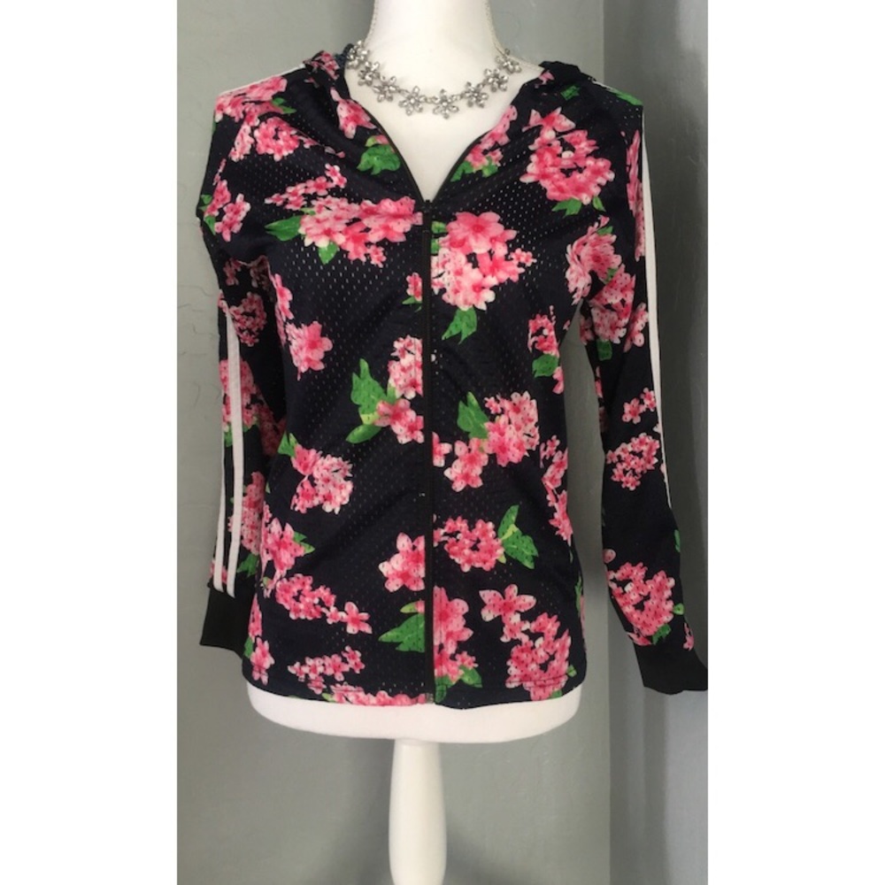 🔥SALE🔥Navy blue and pink jacket set 💖✨